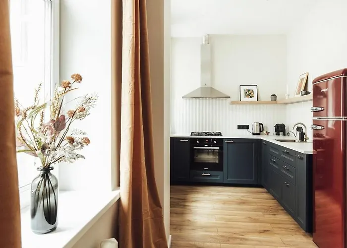 New Spacious And Cozy Dzīvoklis *