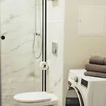 Apartamento New Spacious And Cozy Riga
